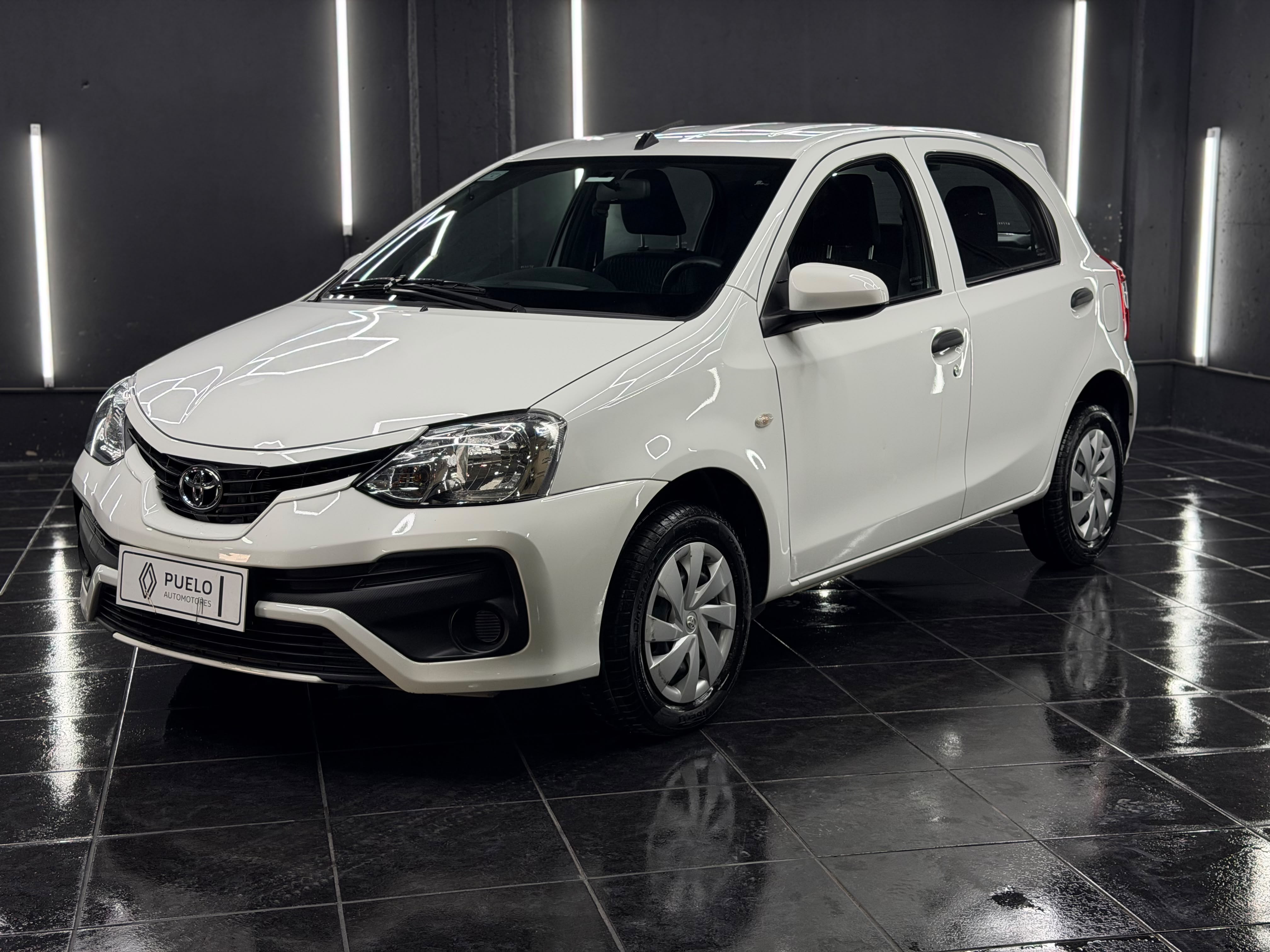 TOYOTA ETIOS